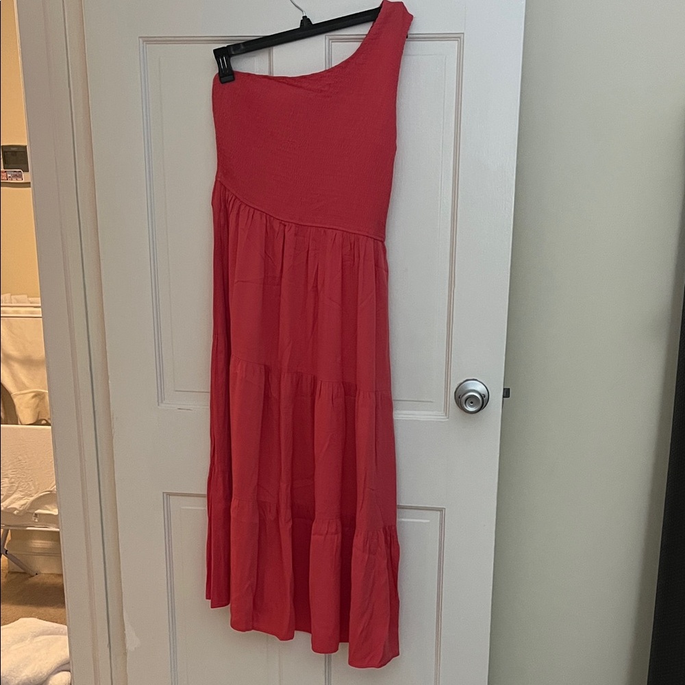 One-Shoulder pink Dress